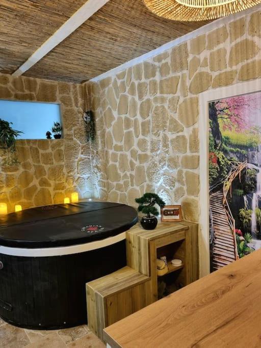 Les Spas De La Mer, Suite & Spa, Love Room, Plein Coeur Du Grau Льо Гро-дю-Роа Екстериор снимка